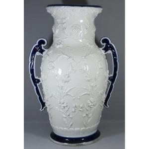 Monumental Baluster Vase In White Blue Chinese Porcelain From The 19th Century