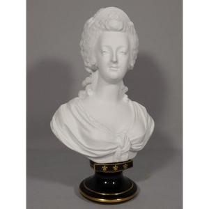 Marie Antoinette, Queen Of France, Porcelain Biscuit Sculpture, Martial Redon, 19th Century