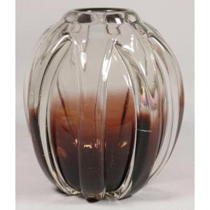 Charles Schneider, Double-colored Ribbed Glass Vase, 1930s