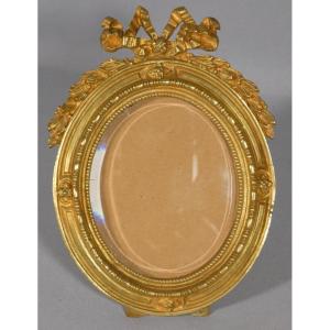 Louis XVI Style Oval Photo Frame In Gilded Bronze, Early 20th Century