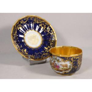 Hand-painted Restoration Period Collectible Cup, Pochet Deroche Manufacture