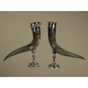 Pair Of Libation Cups In Horn With Silver-plated Metal Frame And Foot, 19th Century