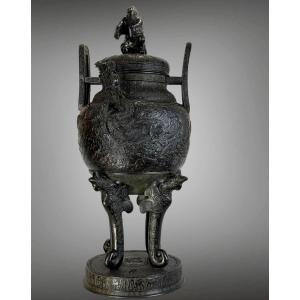 Large 90 Cm Vase In Sculpted Patinated Bronze Meiji Period Japan 19th Century (1890)
