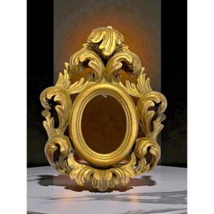 Monoxyl Oval Frame In Carved And Gilded Wood For Painting 10 Cm X 8.5 Cm