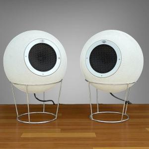 Pair Of Elipson As40 Speakers In White Staff With Metal Stand From The 60s