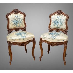 Pair Of Antique Chairs From The 1900s In Louis XV Style In Carved Oak