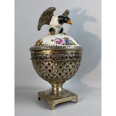 19th Century Perfume Burner In Silver Hallmark Minerva With Porcelain And Silver Lid