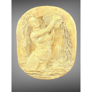 Bas Relief Art Deco In Ceramic "a Woman With A Jug" Signed "n. Le Roch"