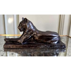 Louis Riché, Bronze Animalier Reclining Lioness, Lost Wax Cast By Susse Frères