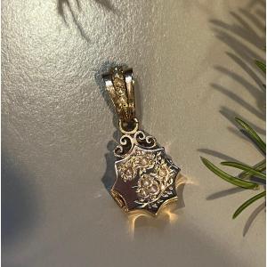 Gold Photo Holder Pendant, Nap 3 Era?