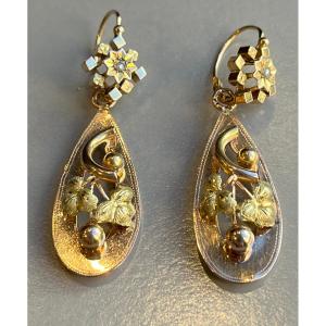 Two-tone Gold Earrings, 19th Century