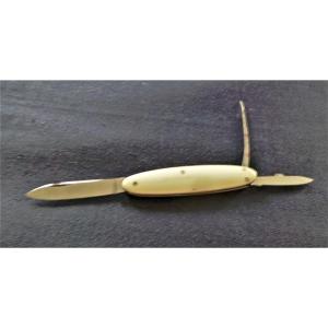 Pocket Knives With Two Blades And Miter XIX°-xx°