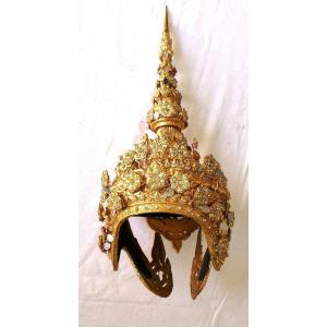 Thailand --- Ceremonial Hair & Dance Rituals