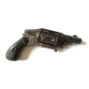 Liegeois Pocket Revolver With Folding Trigger & Hammerless - 19th Century 