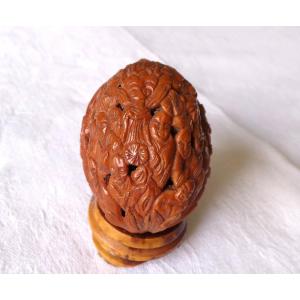 China - 19th Century - Carved Nuts "hediao" Immortal Monks "luohan" -