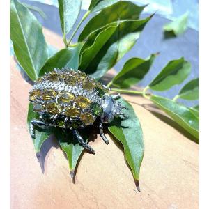 Animal Pendant Brooch - Ladybug In 925 Silver Decorated With 16 Citrines & 8 Peridots - 20th Century