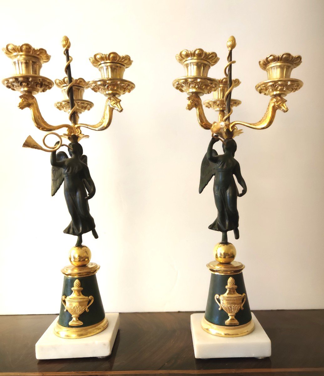 Paire De Candélabres En Bronze Doré Et Patinés -photo-2