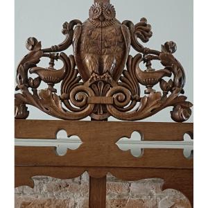 Late 19th Century Blond Oak Presentation Easel