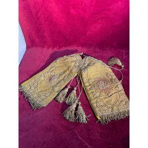 Gold Thread Embroidered Chalice Veil
