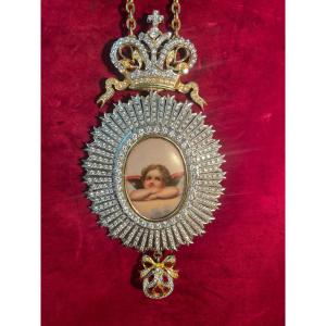Encolpion Rhinestones And Painted Porcelain