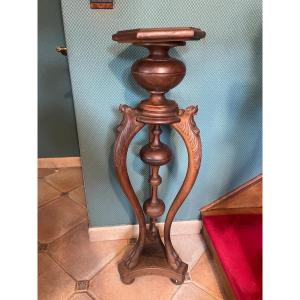 Walnut Wooden Saddle 
