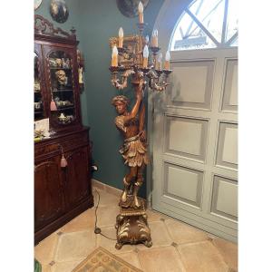 Nubian Venetian Lamppost