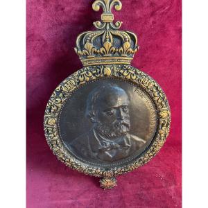 Count Of Chambord Grand Bronze Medallion
