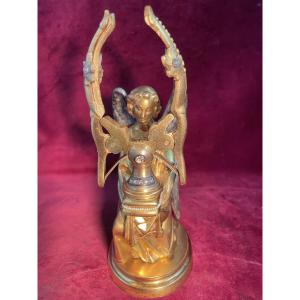 Bronze Angel Lunule Holder With Diamonds And Pearls
