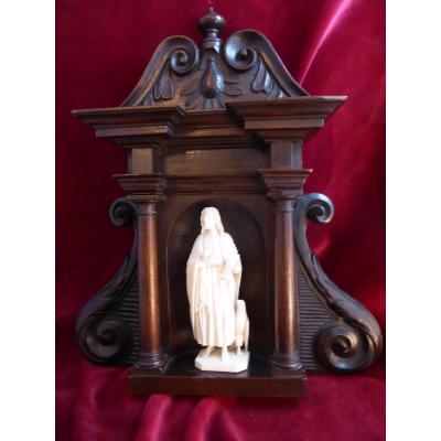 St John Evangelist In Niche Renaissance