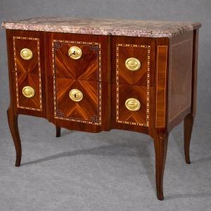 Transition Chest Of Drawers, Eighteenth Century Period
