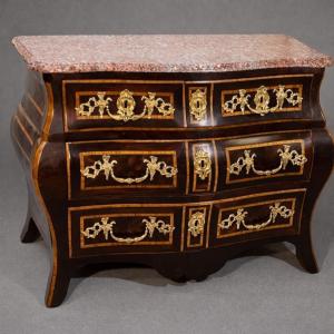Louis 15 Tombeau Chest Of Drawers, 18th Century