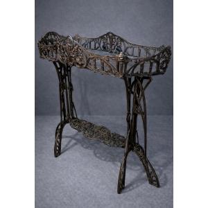 Art Nouveau Planter On Foot