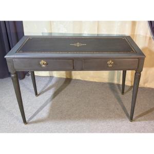 Louis XVI Desk In Painted Wood, 18th Century 