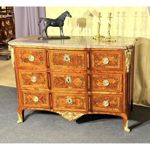 Commode à Ressaut , Transitional Period , 18th Century