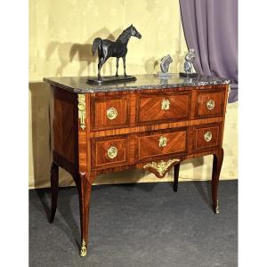 Transitional-period Chest Of Drawers, Circa 1765–1775, 18th Century