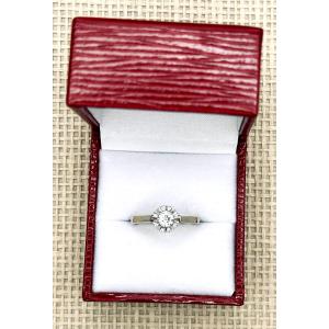 White Gold Solitaire
