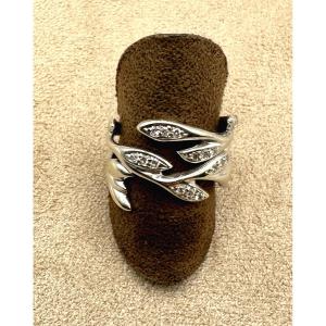 Ring In Leafy White Gold Set With Diamonds