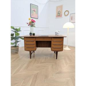 Scandinavian Vintage Desk