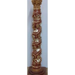 18th Century Gilded And Carved Wooden Column.