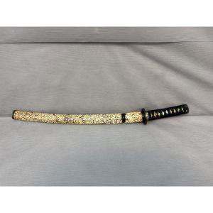 Wakizashi In Buke Zuruki Assembly, Koto Period
