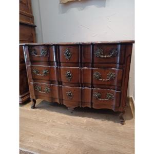18th Century Chest Of Drawers, Double Crossbows 