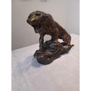 Bronze Sculpture "roaring Lioness" By Thomas Cartier