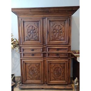 4-door Sideboard, 19th Century In Walnut