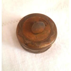 A Curiosity: A Lying Collar Button For A Man's Button Box Art Nouveau Art Déco