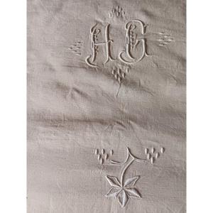 Old Ecru Linen Sheet Embroidered With Flowers Art Déco With Hg Monogram Returns Never Used Handmade