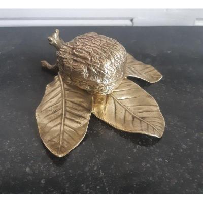 Walnut Inkwell In Trompe l'Oeil In Gilt Bronze On Walnut Branch XIXth Century