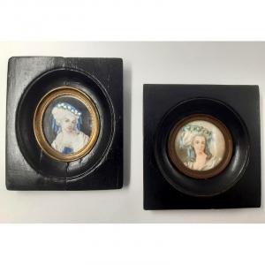 Two Miniatures Miniature Portrait In Gouache Of Young Woman Nineteenth