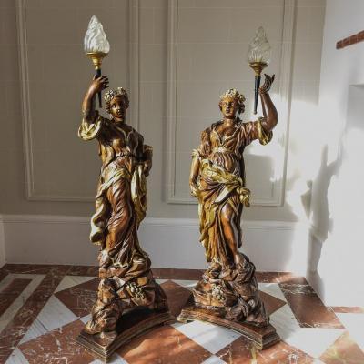 Spectaculaire paire de porte-torchères 