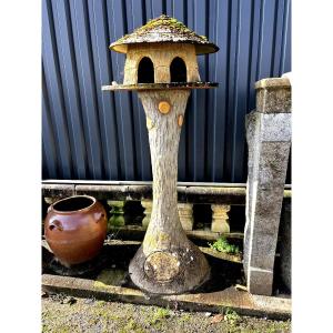 Concrete Dovecote, Bird Nests