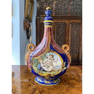 Italian Majolica Pilgrim's Flask In Hand-painted Earthenware Signed Ginori With Putti Decor